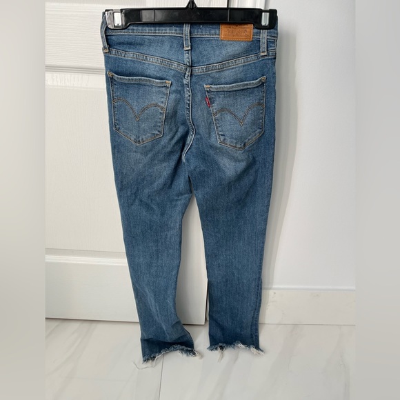 LEVI’S ripped jean - Picture 3 of 3